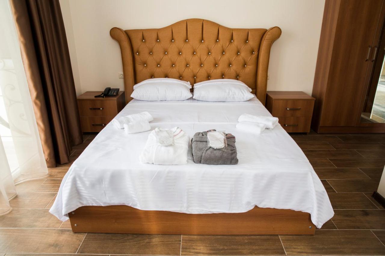 Hotel Maria บาทูมิ ภายนอก รูปภาพ